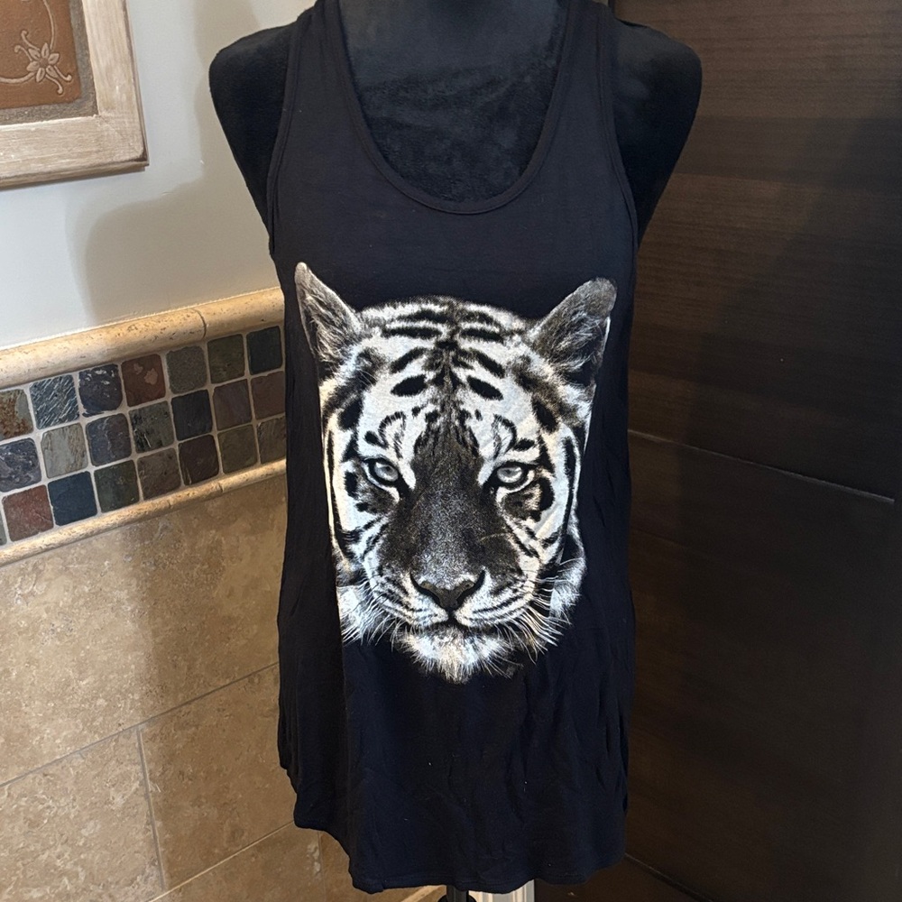 Black Tank Top with Large White Tiger Face Graphic